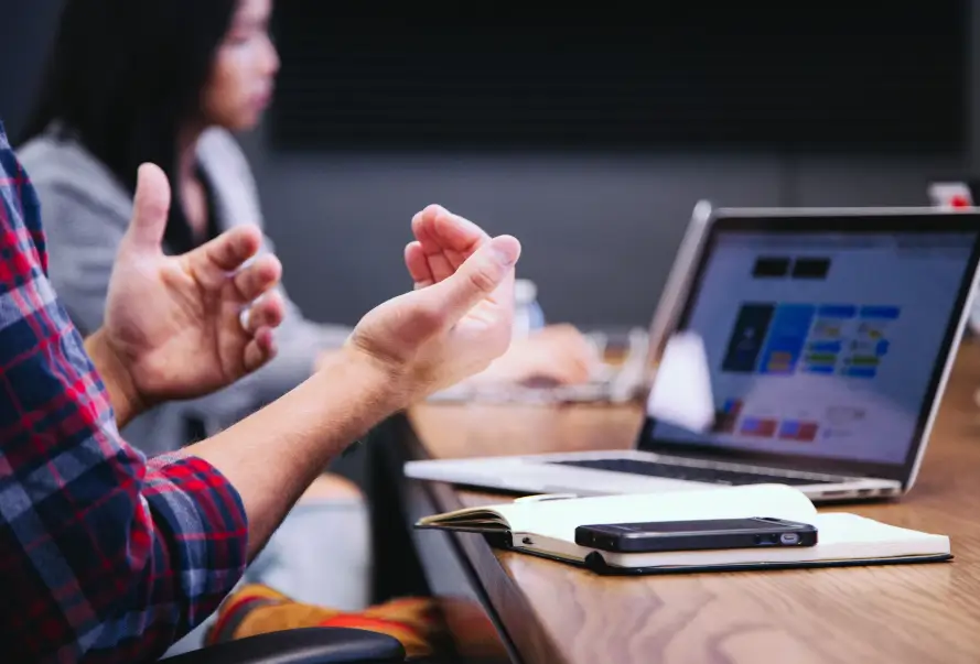 Высокий уровень квалификации сотрудников